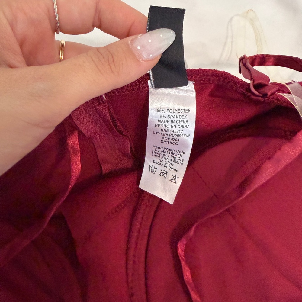 Windsor Burgundy Dress - Picture 7 of 7